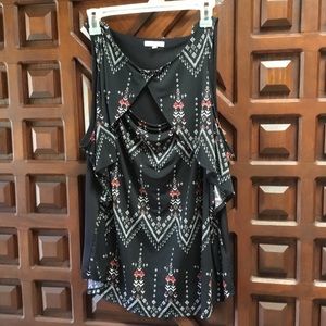 Maurice’s pretty sleeveless top